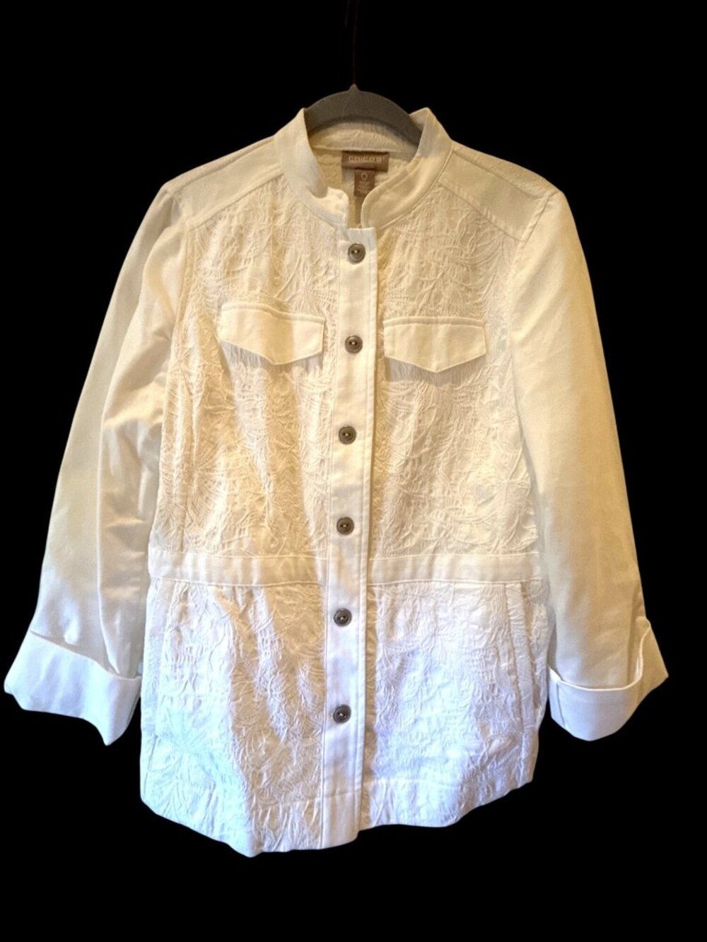 Chicos White Embroidered Button-Front Jacket Size 0 Mandarin Collar & Buttoned C